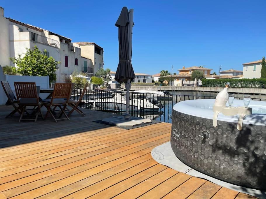 Marina 120M²/8 Pers/ Terrasse 100M²/ Appontement Villa Aigues-Mortes Bagian luar foto